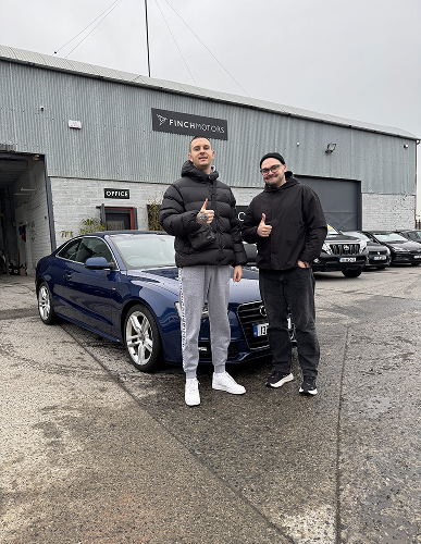 Happy mntvls auto customer with their inspected car